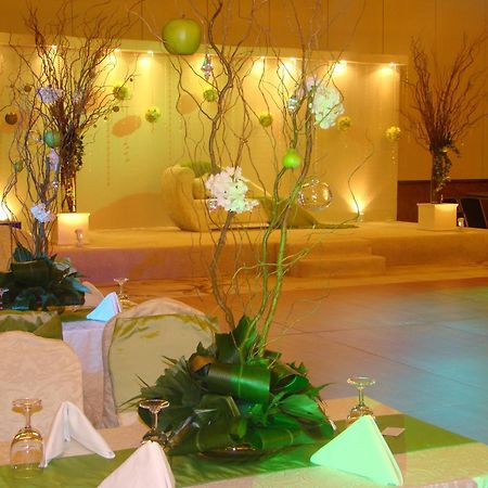 The Convention Center & Royal Suites Hotel Kuwait City Eksteriør billede