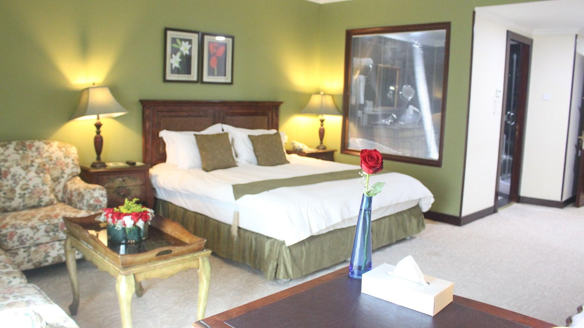The Convention Center & Royal Suites Hotel Kuwait City Eksteriør billede